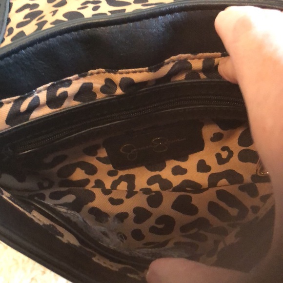 Jessica Simpson crossbody leather bag 10x7” - Picture 7 of 8